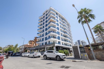 Светлая и уютная квартира 1+1 в центре города Аланья фото 1