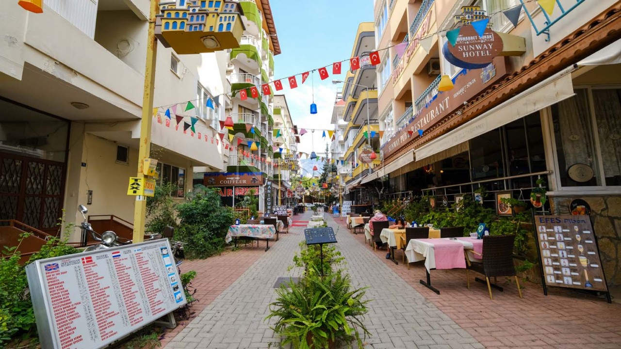 Квартира 2+1 в центре города Аланья в 50 м от пляжа Дамлаташ фото 3