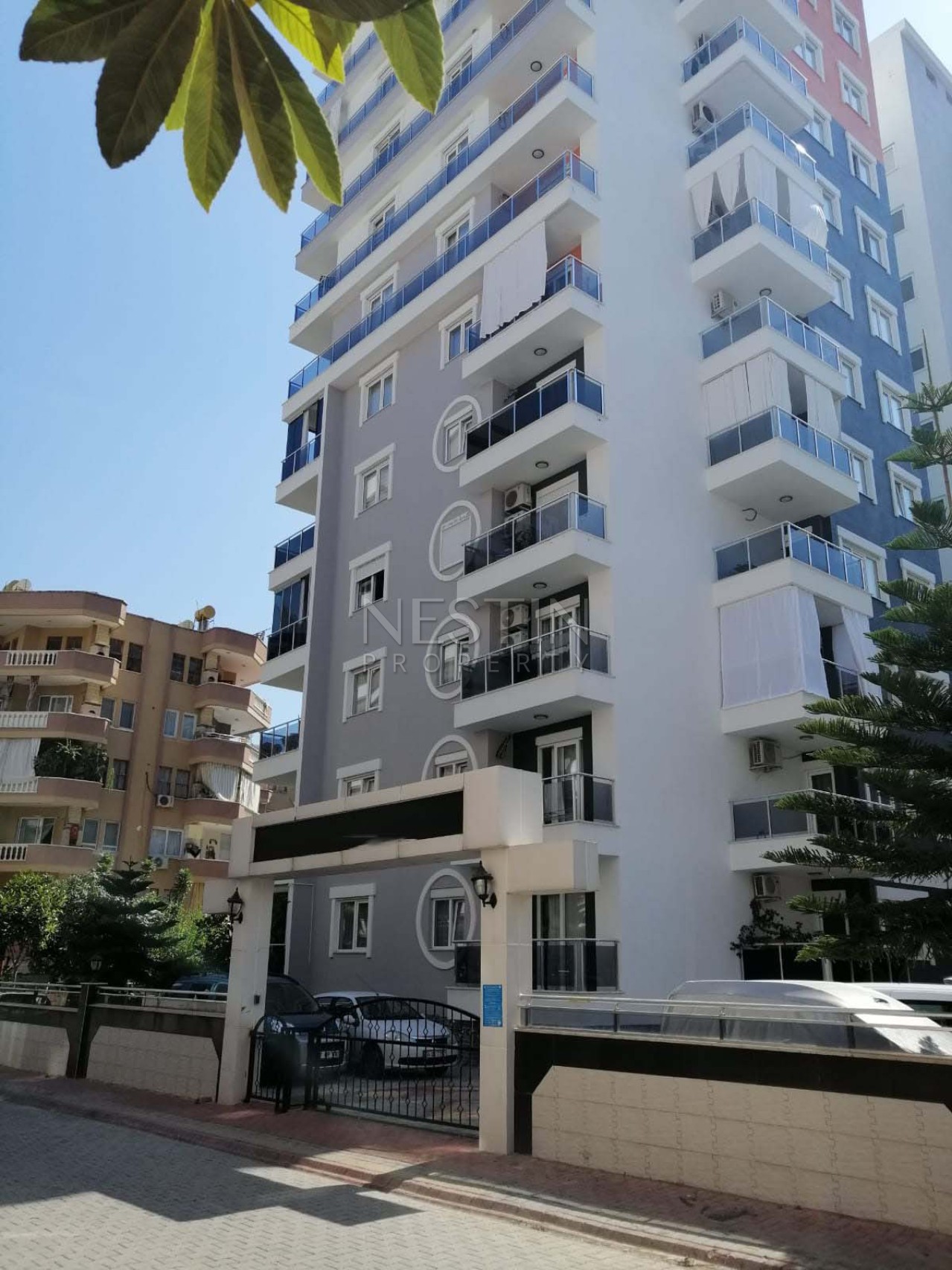 Большая квартира 1+1 в районе Махмутлар в 300 м от моря фото 1