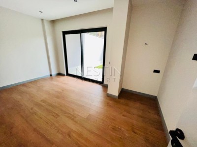 Квартира 1+1 в большой террасой в новом ЖК в центре города Аланья фото 25