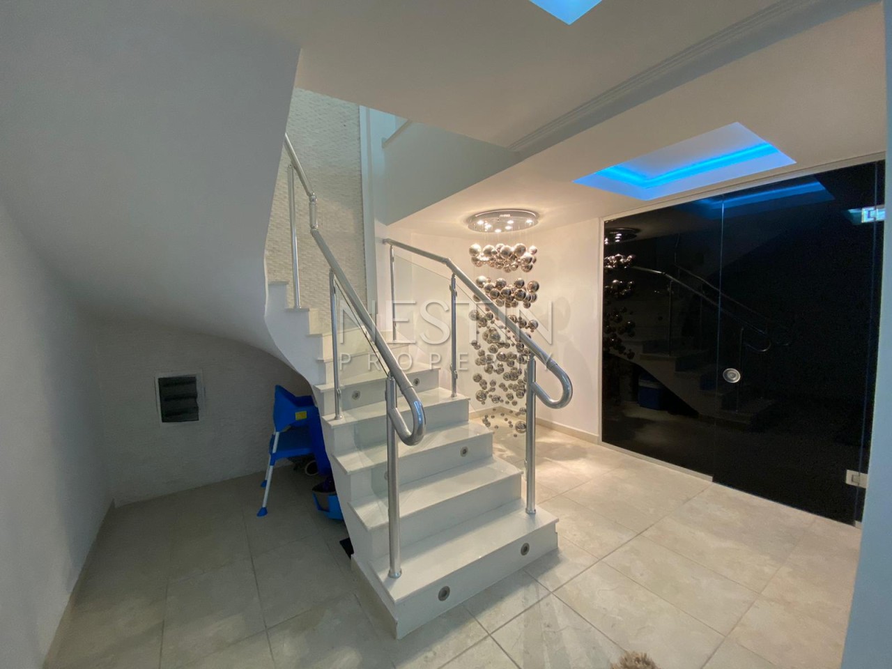 Большая и стильная квартира дуплекс 5+2 в районе верхней Обы фото 5