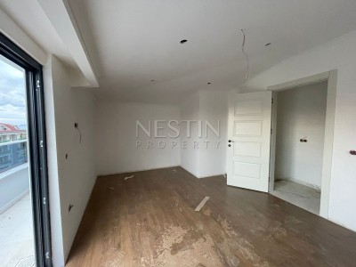 Квартира пентхаус 1+1 в новом доме района Кестель в 100 м от моря фото 5