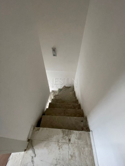 Квартира пентхаус 1+1 в новом доме района Кестель в 100 м от моря фото 7