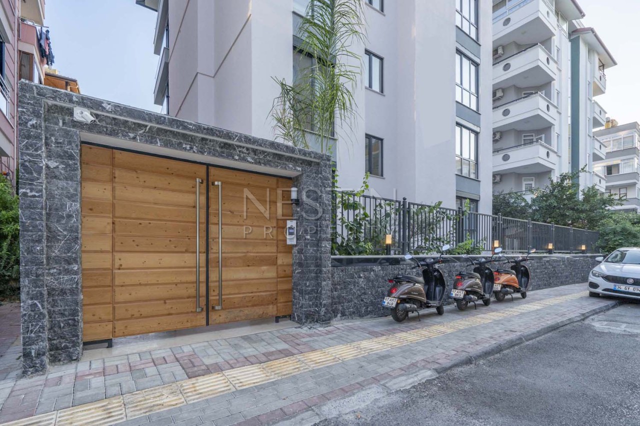 Стильная квартира пентхаус 2+1 в центре города Аланья в 150 м от моря фото 2