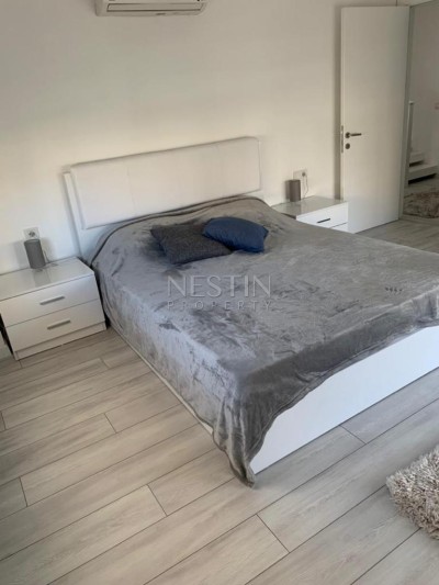 Светлая и уютная квартира пентхаус 2+1 в районе Махмутлар фото 12