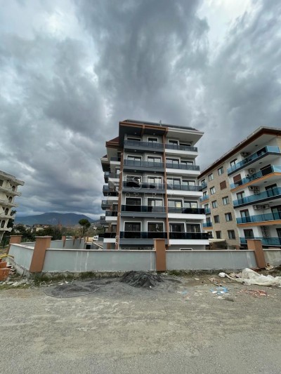 Пентхаус 2+1 в новом комплексе района Кестель в 100 м от моря фото 2