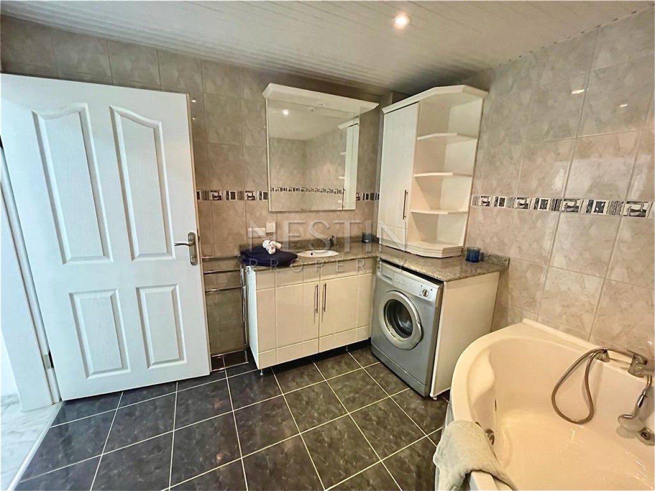 Просторная квартира 2+1 в районе Тосмур в 700 м от Средиземного моря фото 32