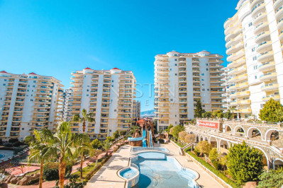 Большая квартира 2+1 в комплексе отельного типа в районе Махмутлар фото 1