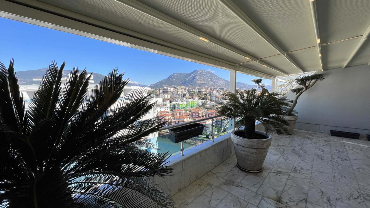 Большая квартира пентхаус 4+1 в районе Тосмур в 50 м от моря фото 33