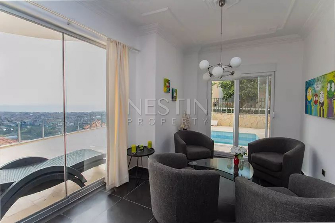 Вилла 3+1 в городе Аланья в районе Тепе с шикарным видом фото 16