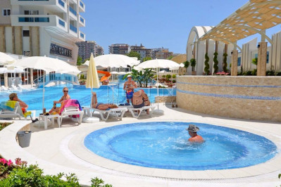 Просторная квартира 1+1 в хорошем комплексе района Махмутлар фото 6