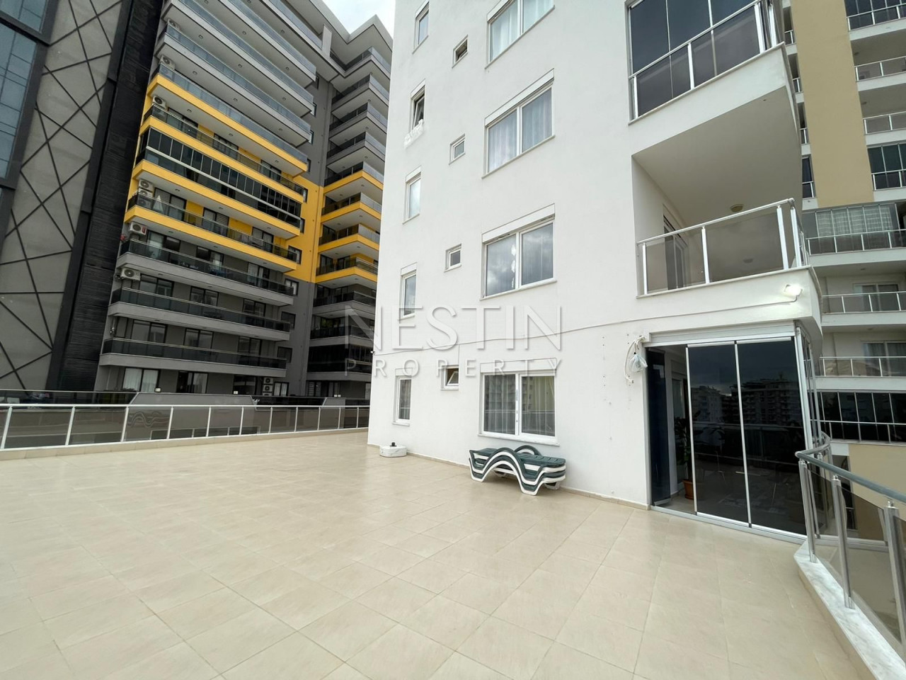 Квартира 2+1 с большой террасой в районе Махмутлар фото 34