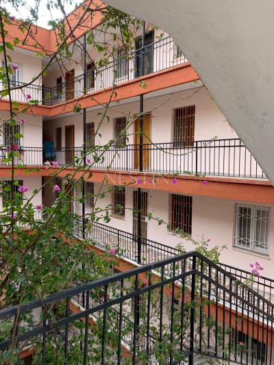 Бюджетная квартира 2+1 в районе Махмутлар с видом на горы фото 1