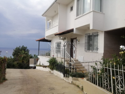 Бюджетная вилла 2+1 в районе Демирташ в 550 м от моря фото 1