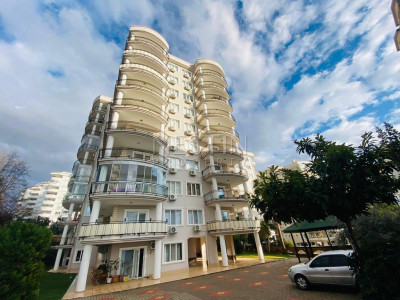 Просторная квартира 2+1 в комплексе района Тосмур фото 2