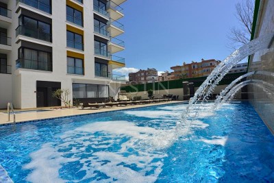 Меблированная квартира в элитном комплексе всего в 100 метрах от моря в Оба фото 1