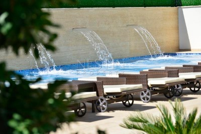 Меблированная квартира в элитном комплексе всего в 100 метрах от моря в Оба фото 3