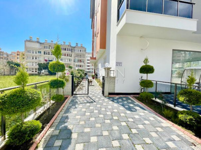 Квартира 1+1 в новом доме района Махмутлар в 300 м от моря фото 1