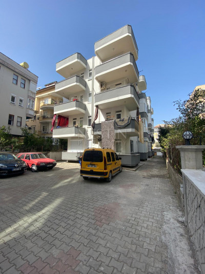 Квартира 2+1 с хорошим оформлением в центре города Аланья фото 1