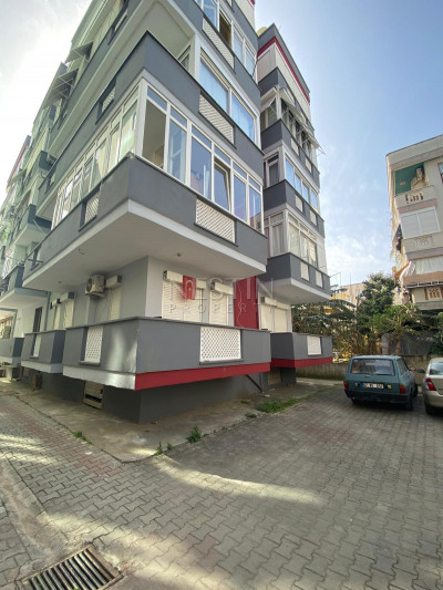 Квартира 2+1 с хорошим оформлением в центре города Аланья фото 2