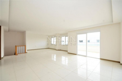 Большая квартира пентхаус 5+1 в районе Махмутлар с красивым видом фото 12