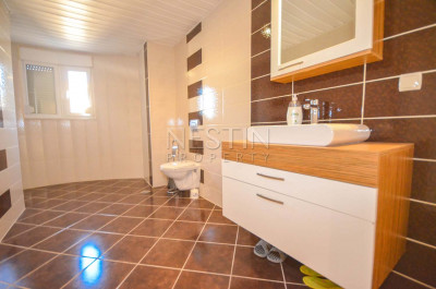 Квартира 4+1 в районе Махмутлар с видом на море и горы фото 34