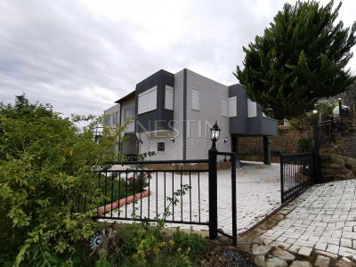 Просторная вилла 4+2 в городе Аланья, в районе Тепе фото 3