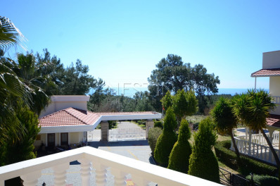 Просторная вилла 3+1 в комплексе района Инжекум фото 9