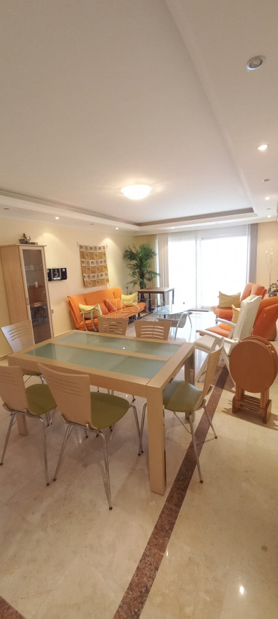 Просторная квартира 2+1 в районе Тосмур с видом на море фото 3