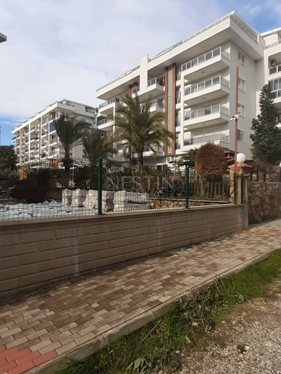 Новая квартира 1+1 в районе Каргыджак, в доме с хорошей инфраструктурой фото 4