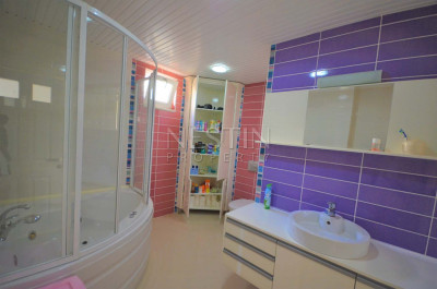 Просторная Вилла 2+1 в городе Аланья в районе Бекташ фото 34