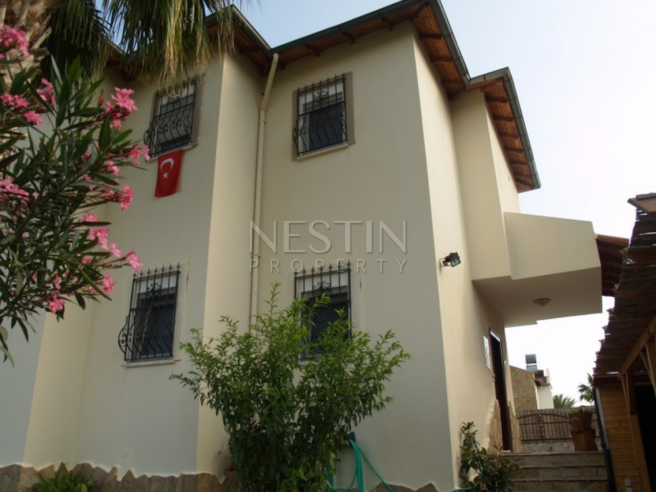 Просторная вилла 3+1 в районе Авсаллар фото 2