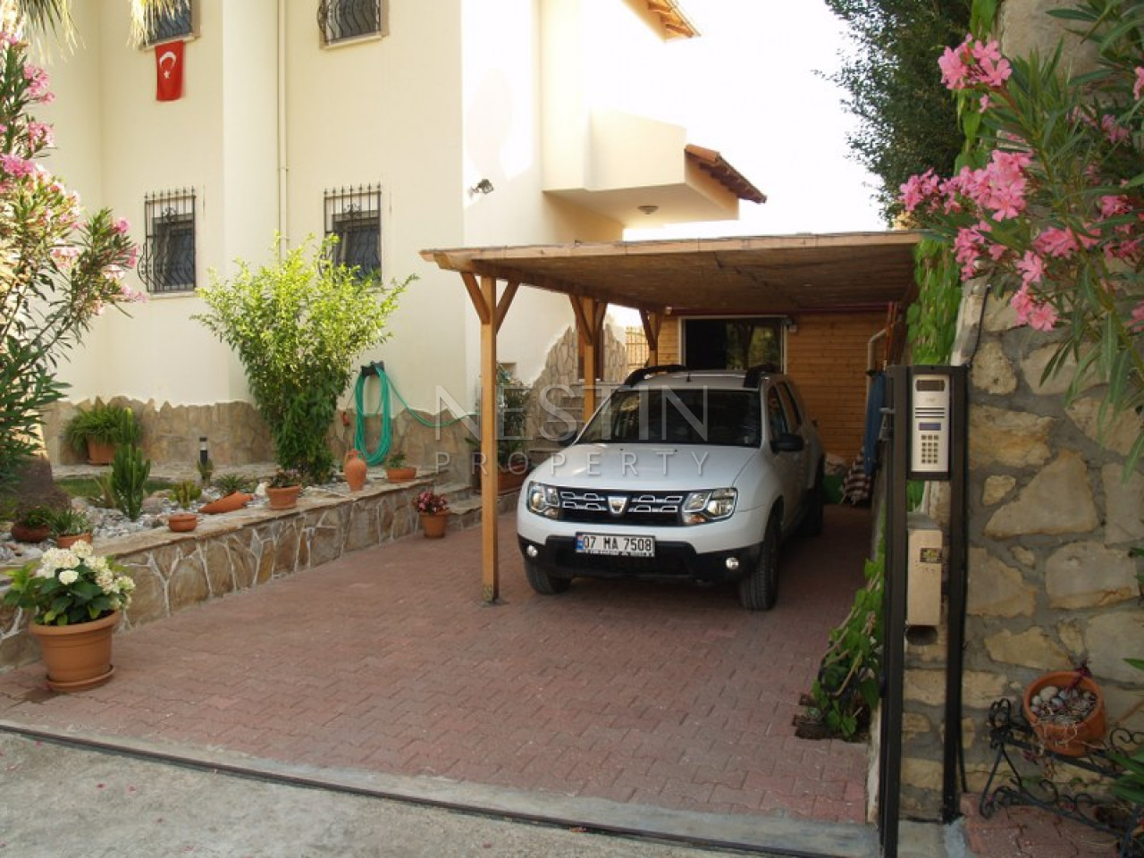 Просторная вилла 3+1 в районе Авсаллар фото 12