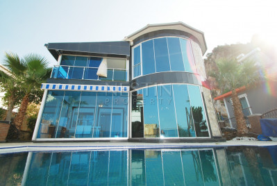 Просторная вилла 4+1 в районе Кестель, в 1500 м от Средиземного моря фото 1