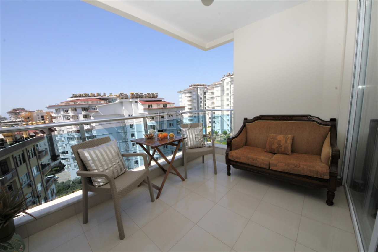 Большая квартира 1+1 в районе Тосмур в 900 м от моря фото 24