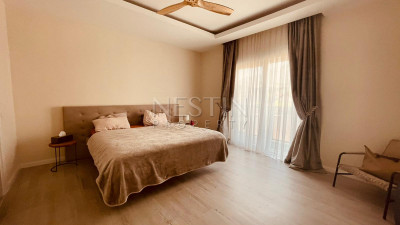 Большая и светлая квартира 4+1 с отдельной кухней в районе Оба фото 25