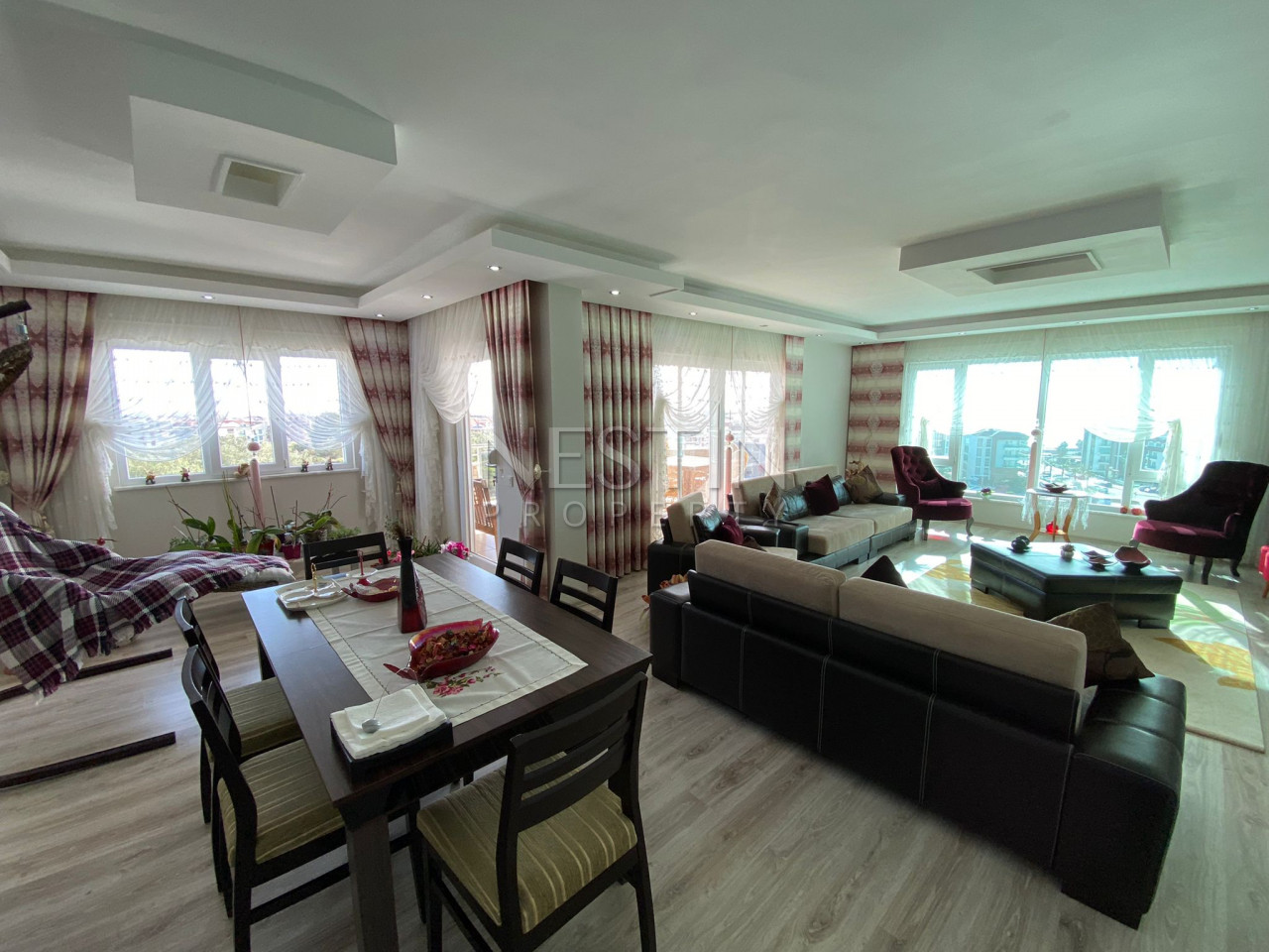 Большая квартира пентхаус 4+1 в районе Кестель в 150 м от моря фото 44