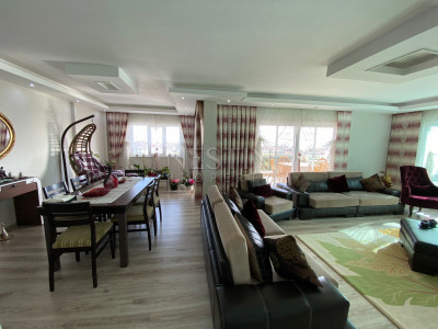 Большая квартира пентхаус 4+1 в районе Кестель в 150 м от моря фото 46