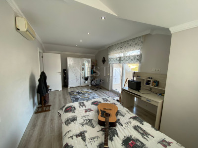 Большая квартира пентхаус 4+1 в районе Кестель в 150 м от моря фото 53