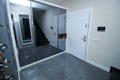 Просторный дуплекс с видом на море 4+1 в районе Тосмур фото 17