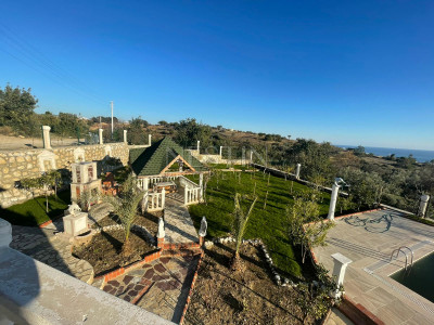 Вилла 8+1 с фруктовым садом в районе Авсаллар Инджекум фото 4