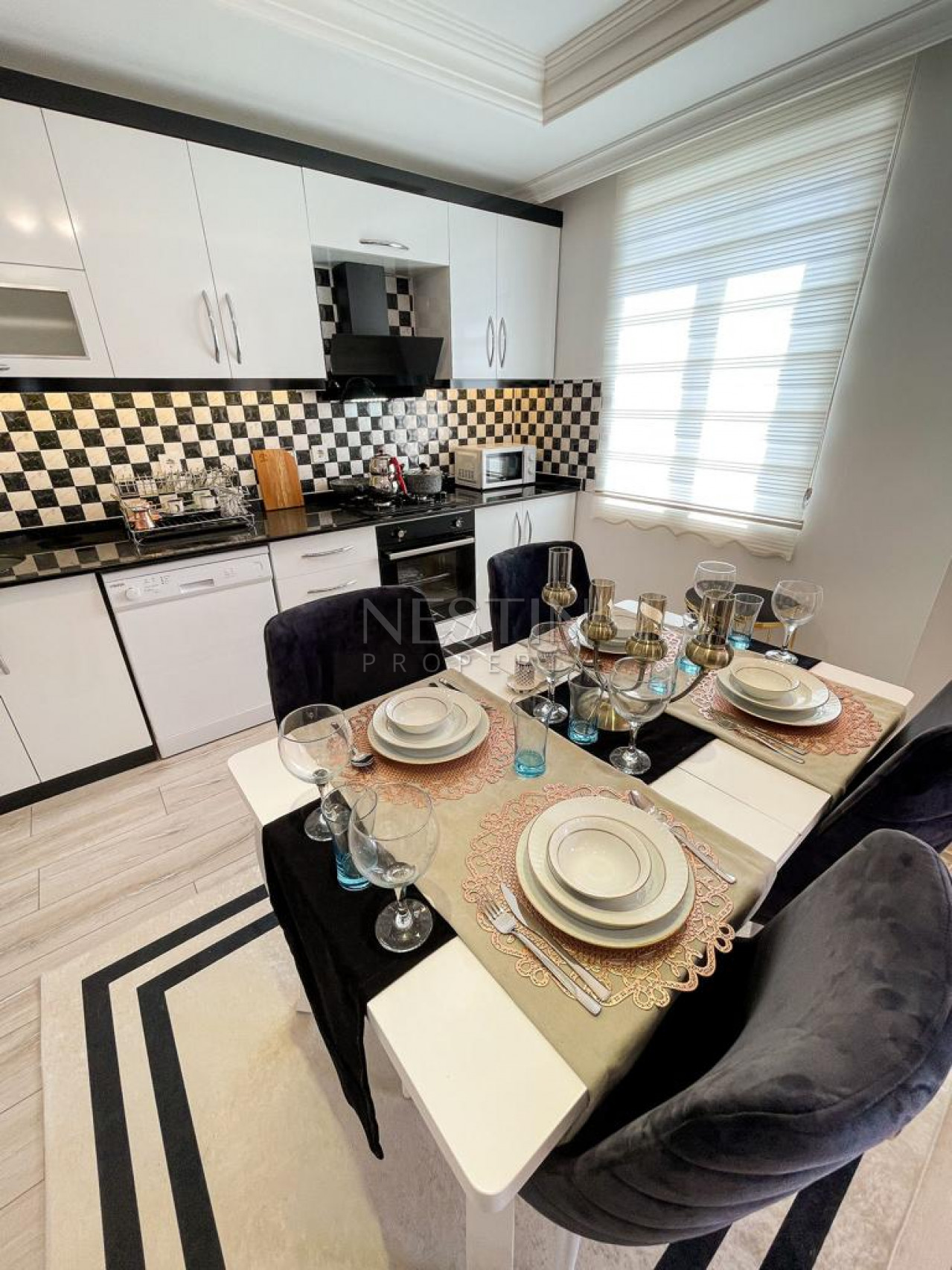 Квартира 2+1 с дизайнерским ремонтом в районе Махмутлар, в 200 м от Средиземного моря фото 7