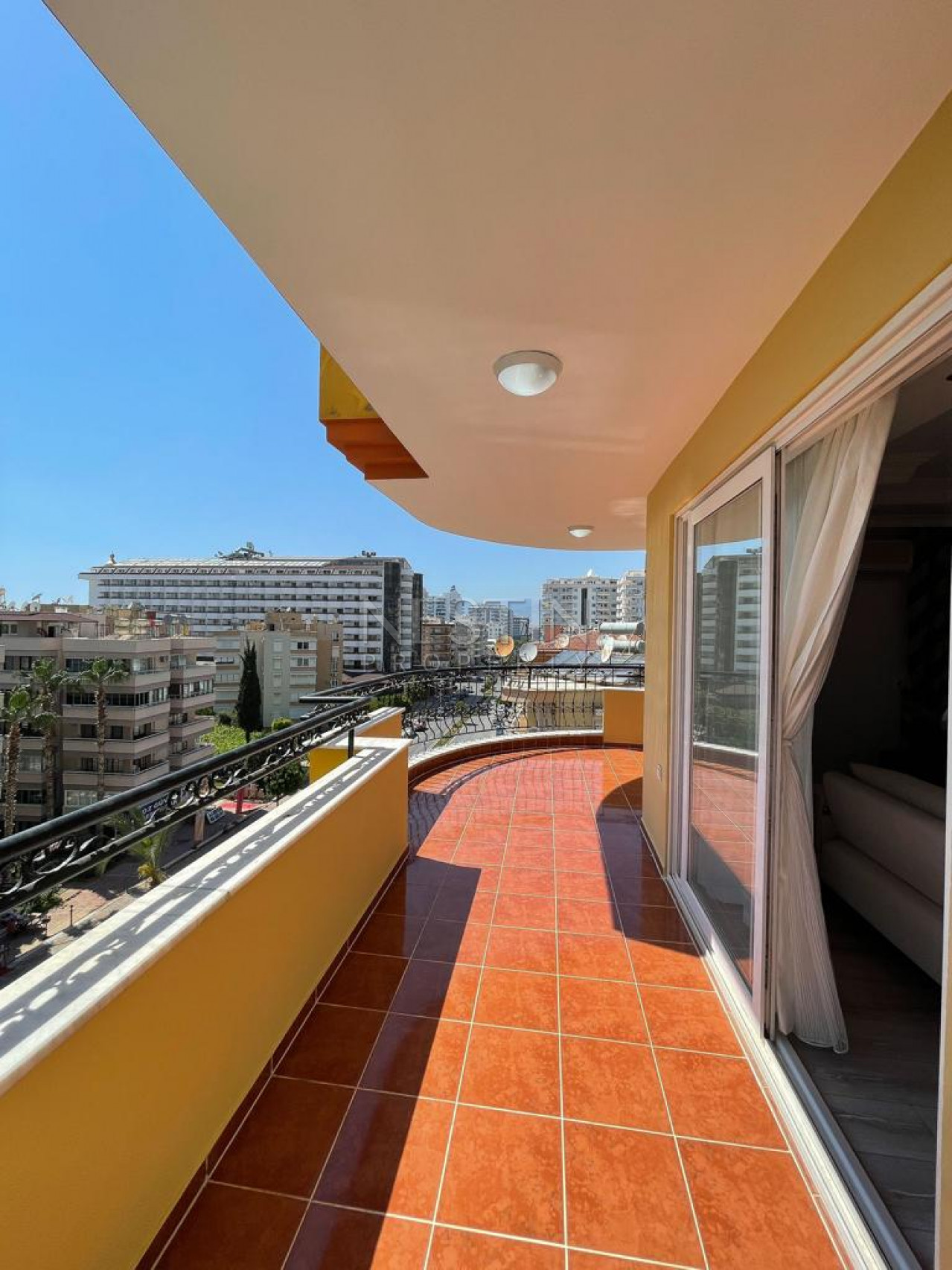 Квартира 2+1 с дизайнерским ремонтом в районе Махмутлар, в 200 м от Средиземного моря фото 20