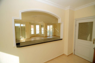 Вилла 4+1 с видом на море районе Каргыджак фото 8