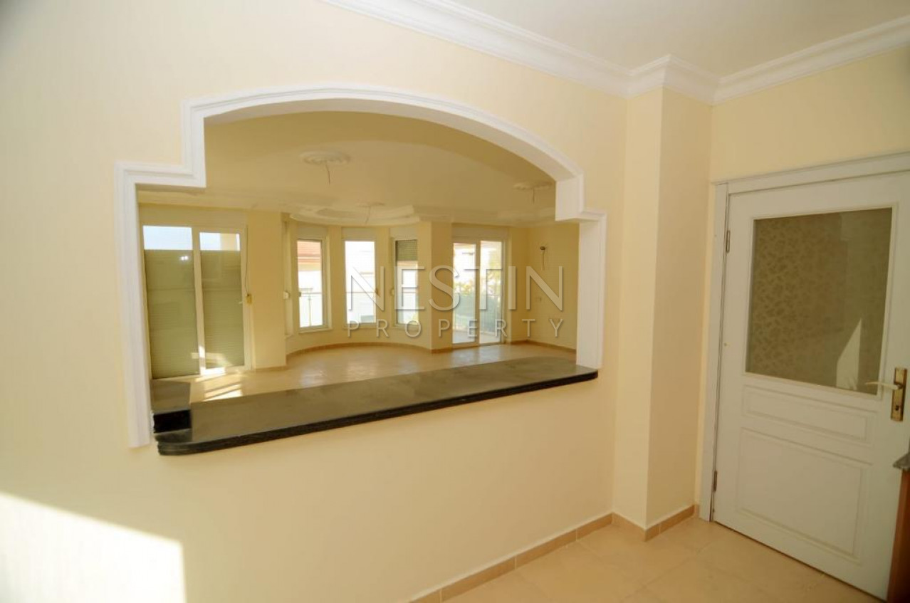 Вилла 4+1 с видом на море районе Каргыджак фото 8