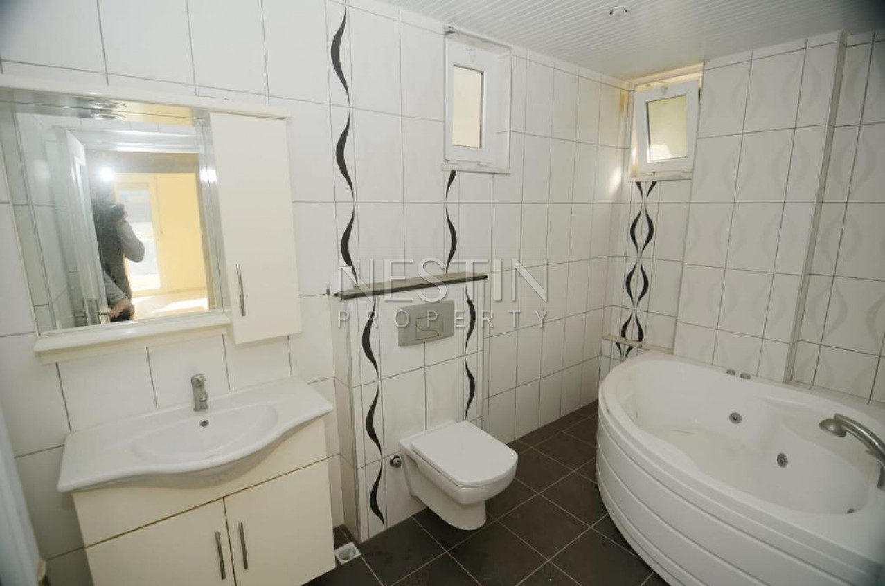 Вилла 4+1 с видом на море районе Каргыджак фото 15