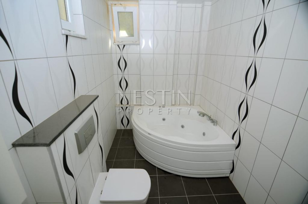 Вилла 4+1 с видом на море районе Каргыджак фото 16