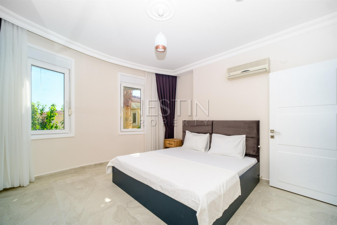 Вилла 3+1 в ухоженном комлексе в районе Конаклы фото 24