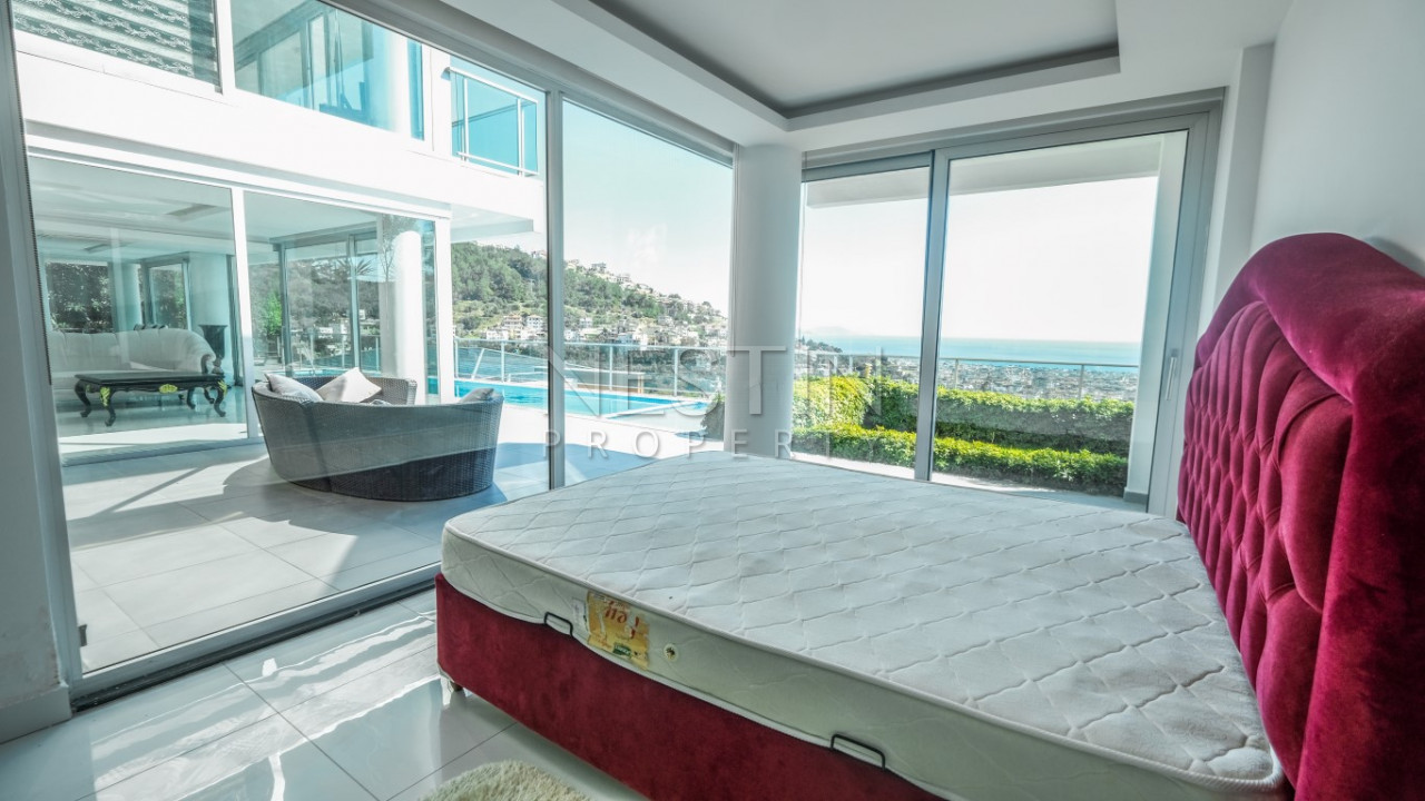 Шикарная вилла 4+2 в городе Аланья в районе Тепе с красивым видом фото 21