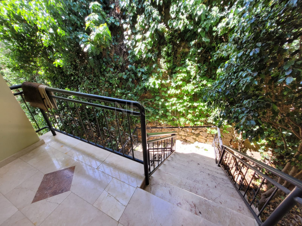 Таун хаус 6+2 в центре города Аланья с видом на горы фото 3